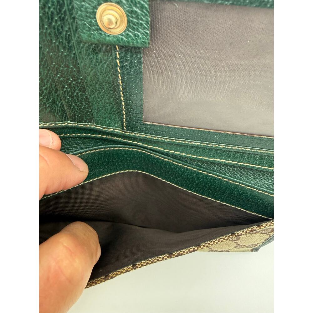 Vintage Gucci GG Canvas W Flap Continental Wallet Forest Green Leather Metal Bar - Picture 13 of 14